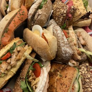 Luxe Lunchbox voor 8 personen gecombineerd met vis